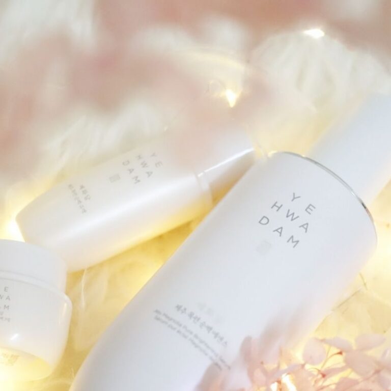 Yehwadam Jeju Magnolia Pure Brightening Emulsion – 140ml The Face Shop